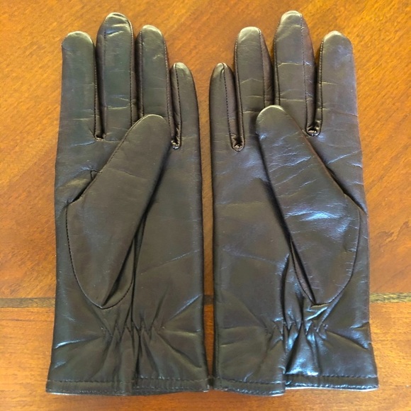 Thinsulate Women’s Brown Leather Gloves - Picture 3 of 9